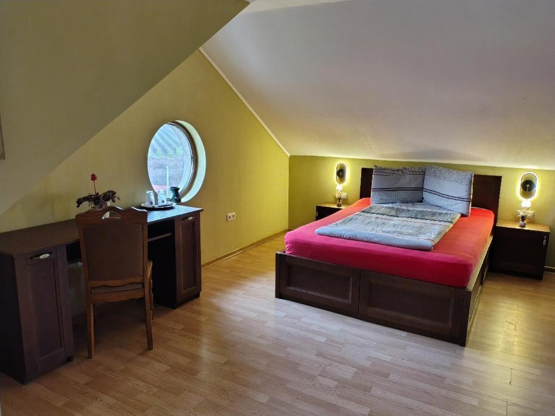 Vis Pension Viile Satu Mare Экстерьер фото